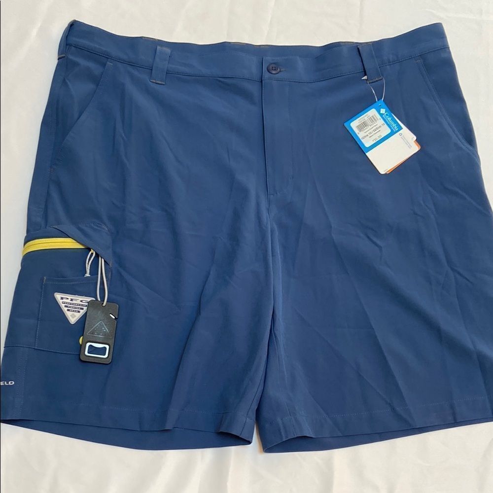 Columbia Navy Shorts with Yellow Detail